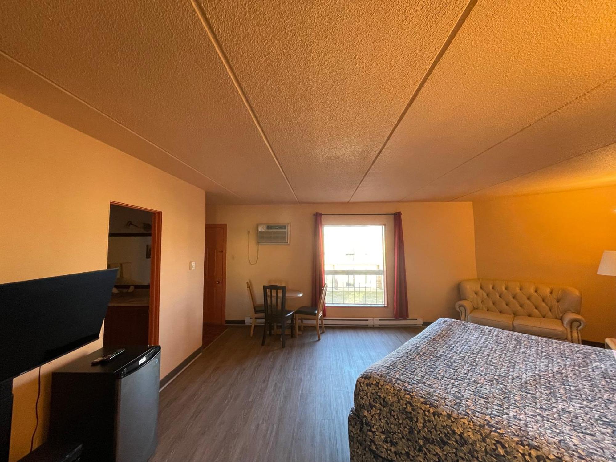Motel St-Eustache Saint-Eustache Bagian luar foto